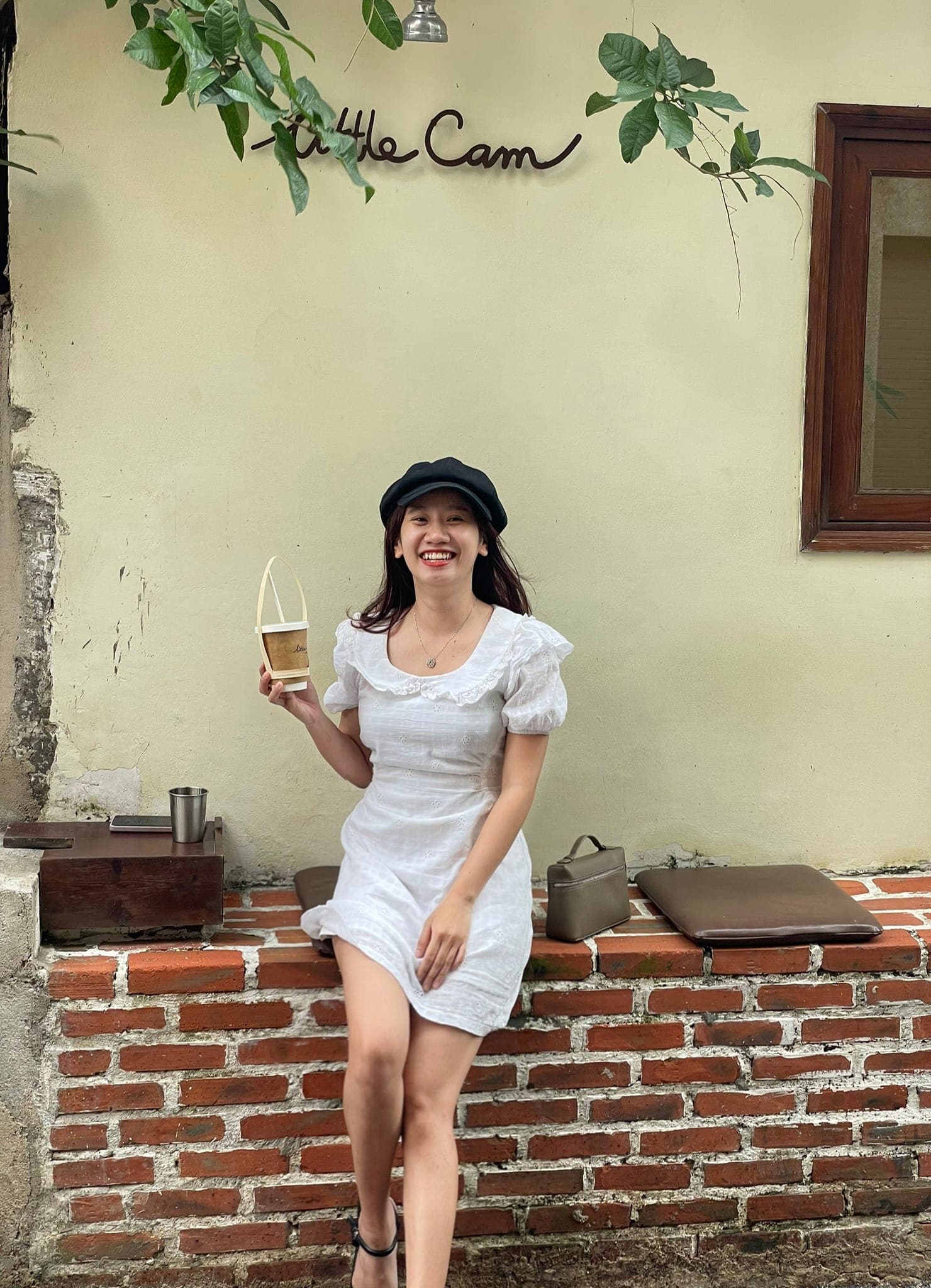 Cô gái cam ranh bán bánh canh